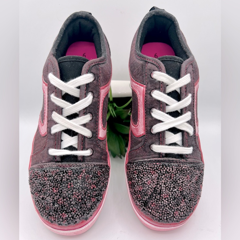 🌺One-of-a-Kind Girl’s | Women’s Casual Sneakers by Wonder Nation🌸🌺